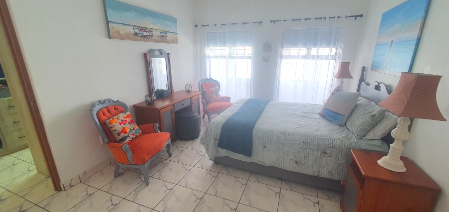 3 Bedroom Property for Sale in Sandy Point Western Cape